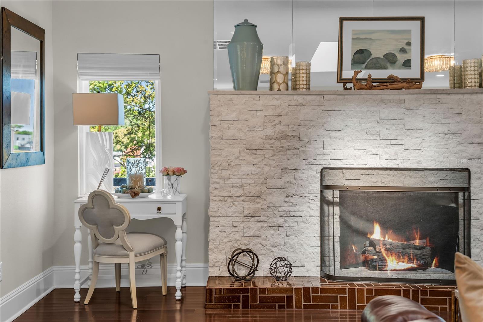 LIVINGSTON - Residential