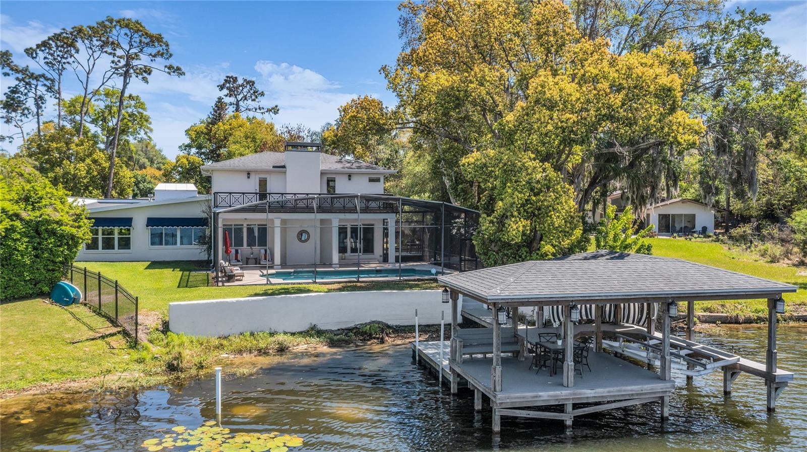 LIVINGSTON - Residential