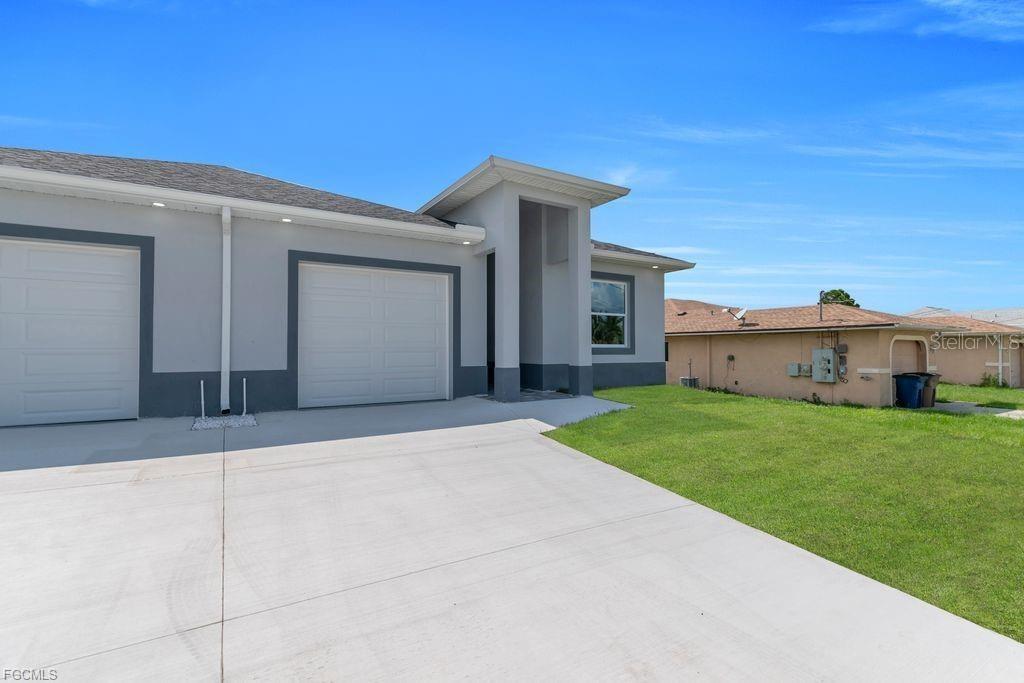 LEHIGH ESTATES - Residential Income