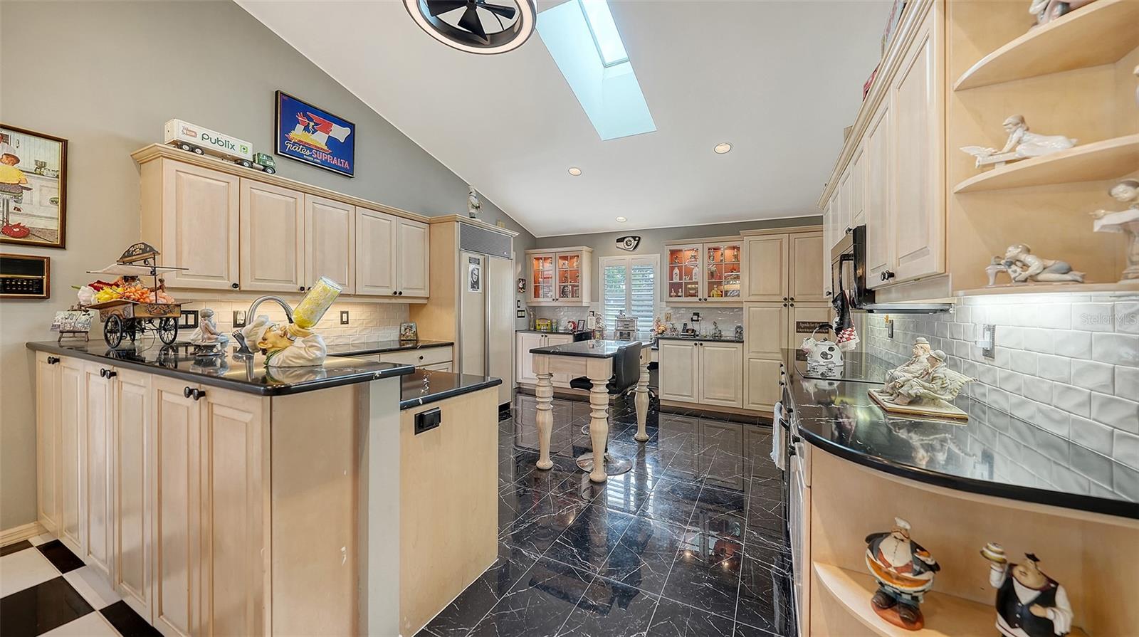 BENT TREE VILLAGE - Residential