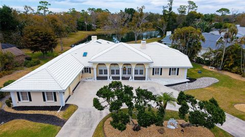 Photo of 7421 Weeping Willow Boulevard, Sarasota, FL 34241 (MLS # A4682425)