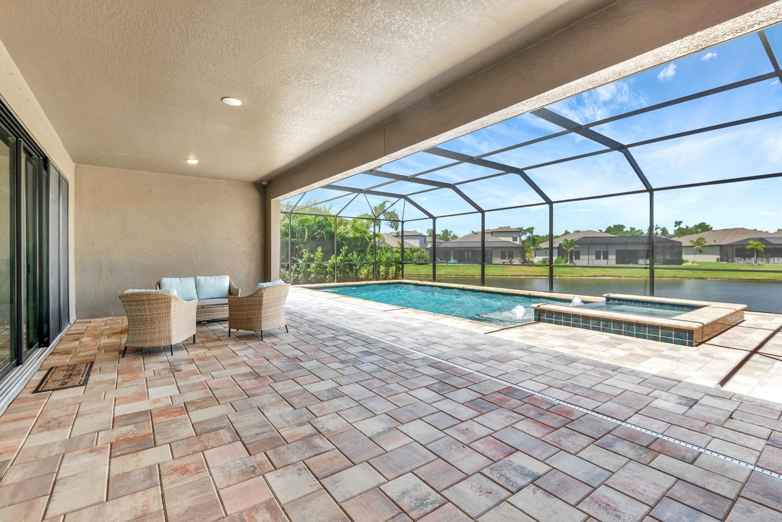 9215 ISABELLA CIRCLE
