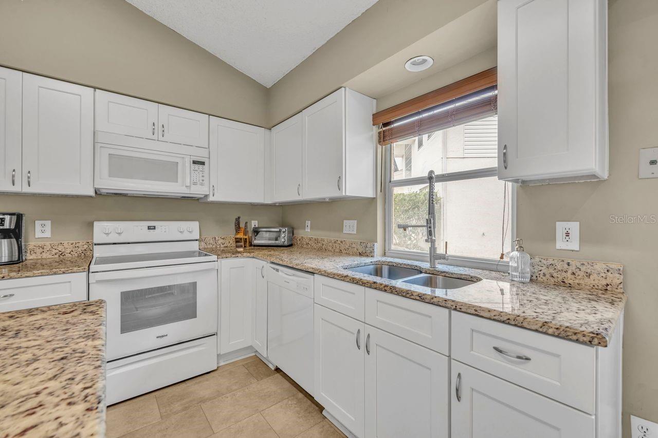 HIGHLANDS OF LAKE MARY - Residential