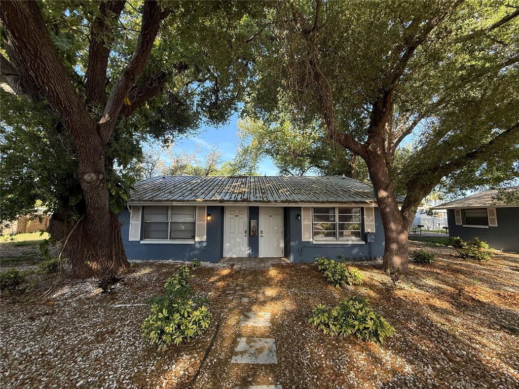 Photo of 611 Osceola Road, Nokomis, FL 34275 (MLS # A4689188)