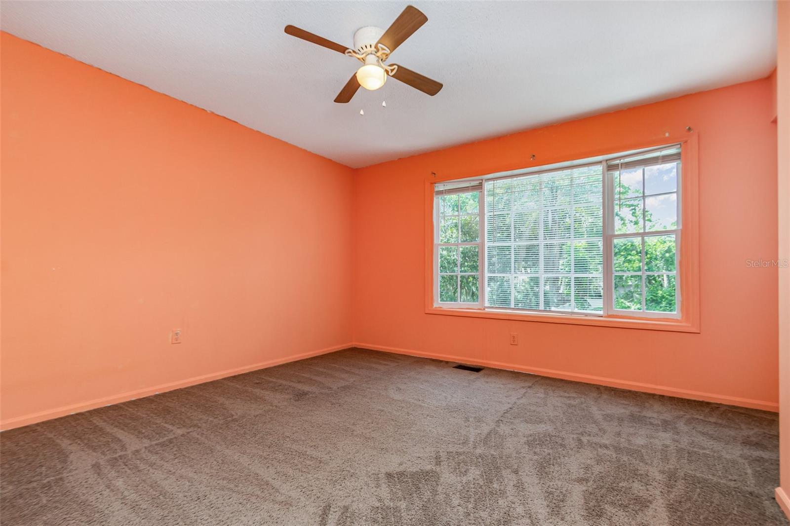 LEESBURG OAKHURST AT LEESBURG CONDO - Residential