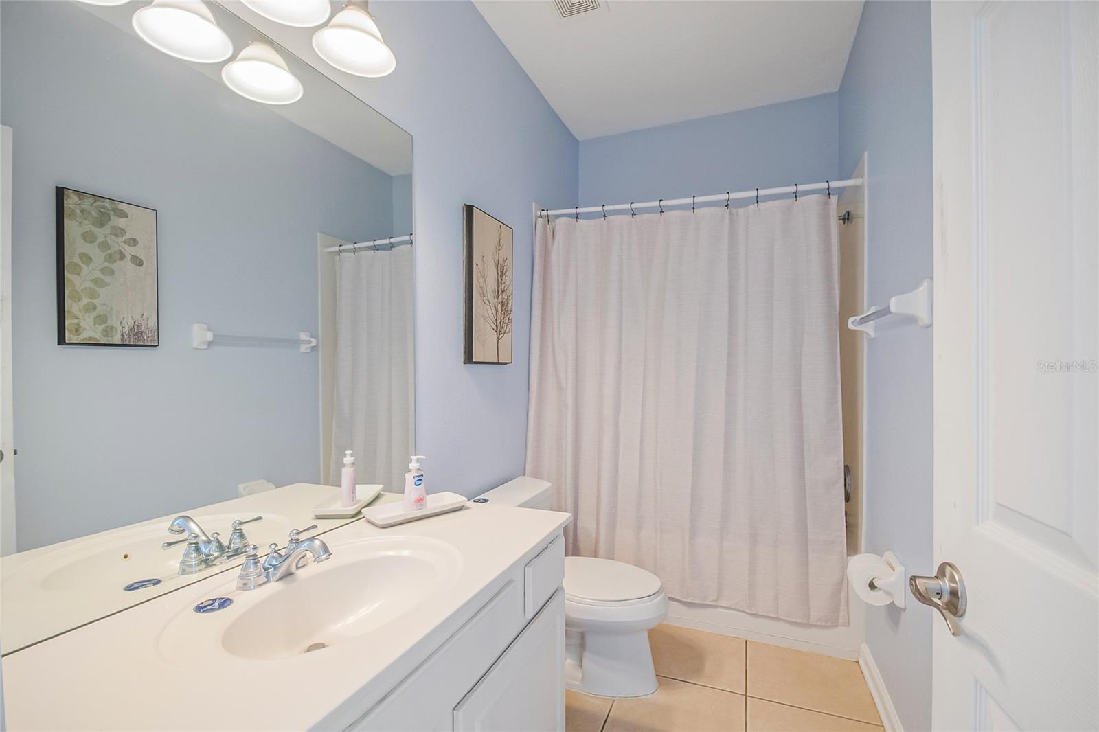 BAYSHORE/VISTA CAY PH 06 - Residential