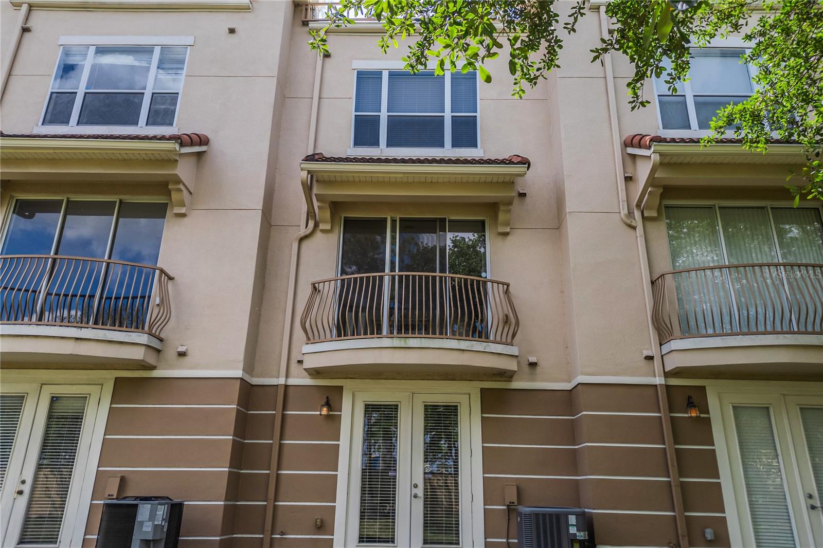 BAYSHORE/VISTA CAY PH 06 - Residential