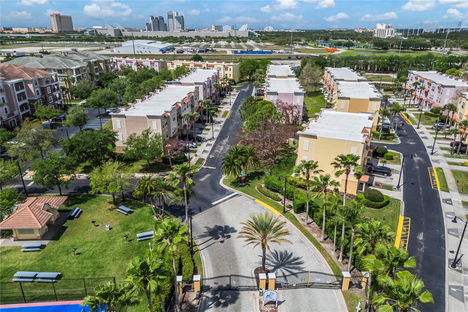 BAYSHORE/VISTA CAY PH 06 - Residential