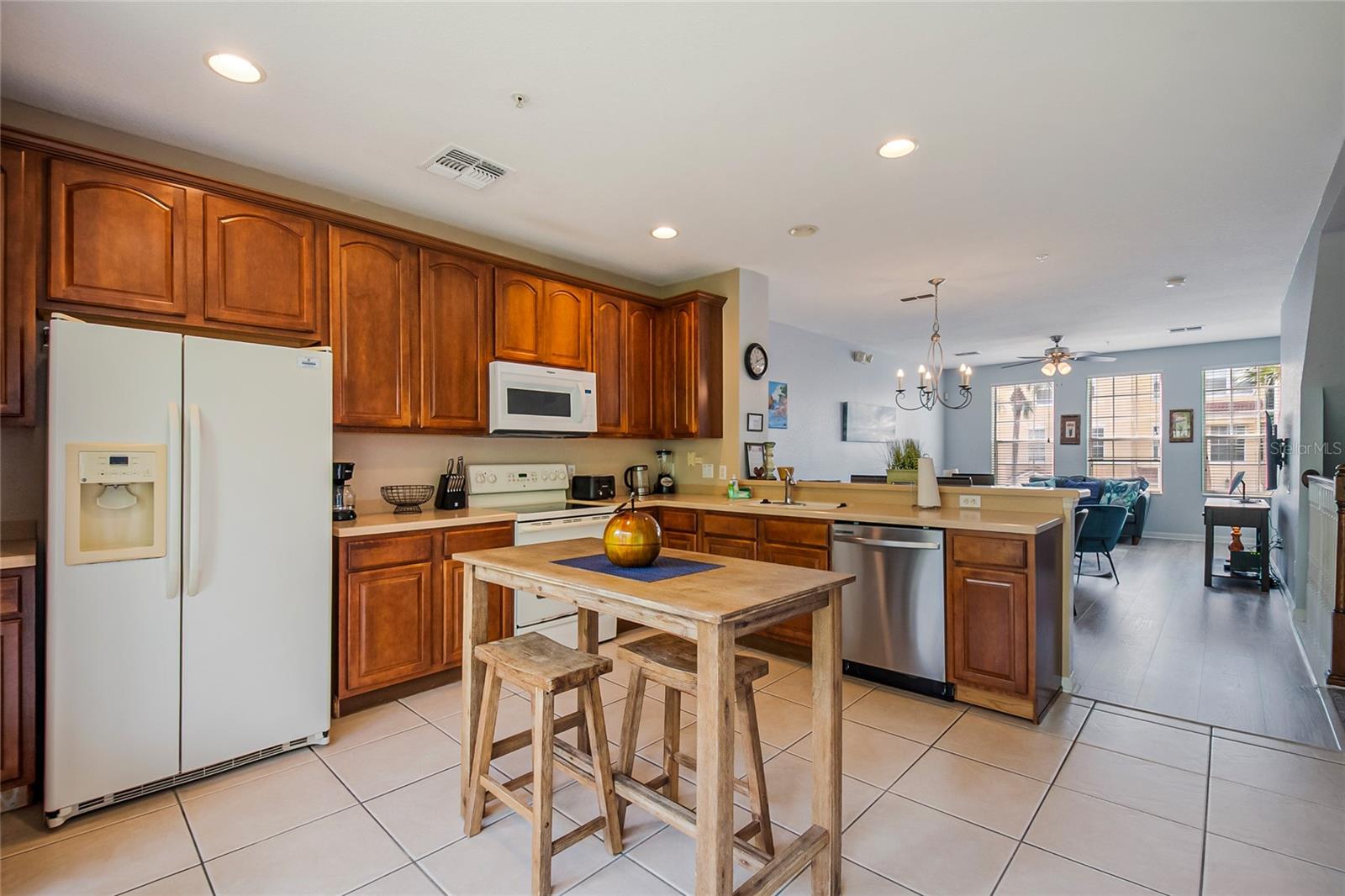 BAYSHORE/VISTA CAY PH 06 - Residential