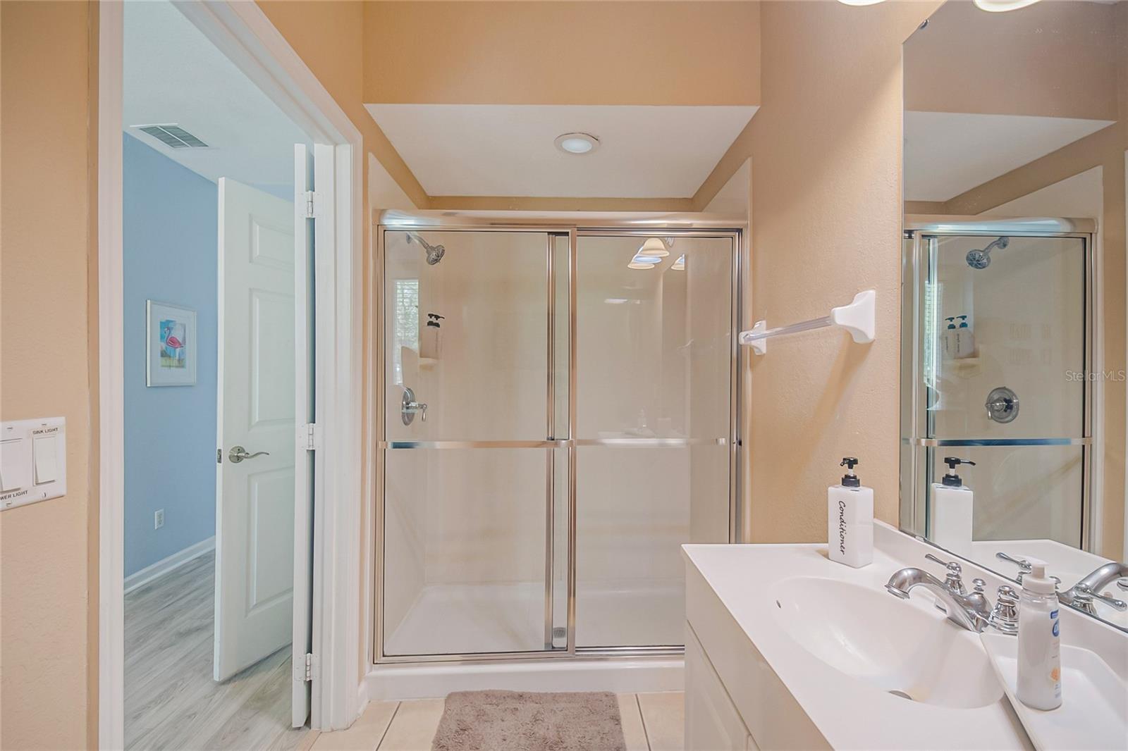 BAYSHORE/VISTA CAY PH 06 - Residential