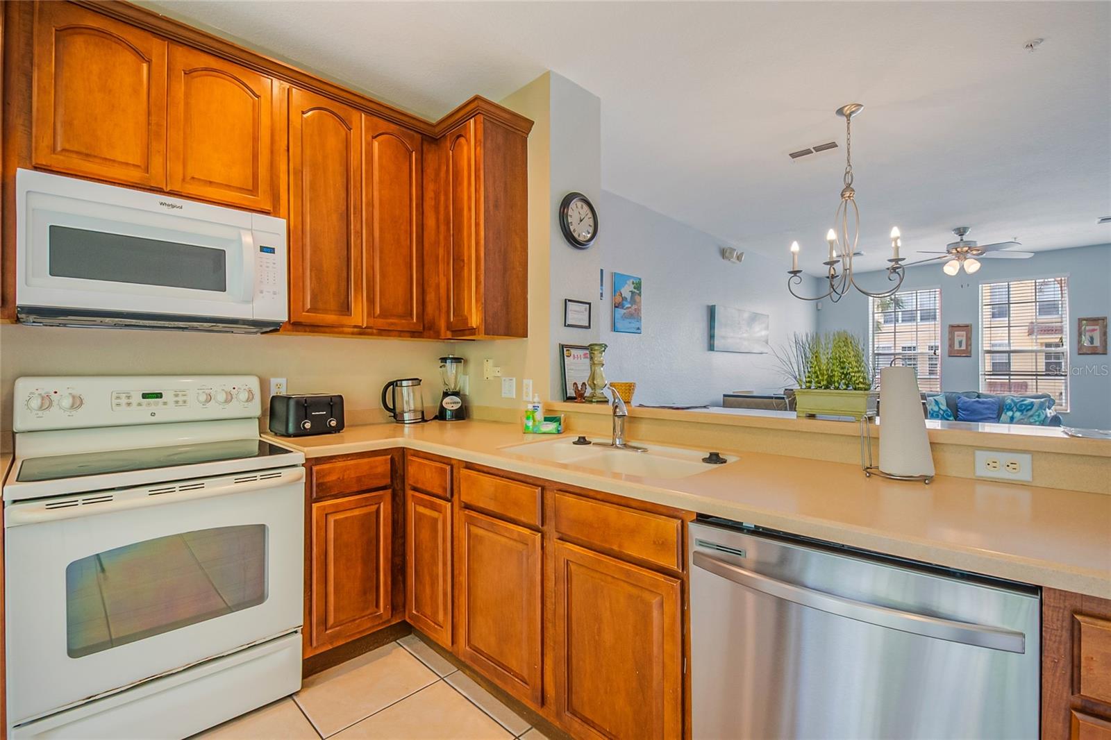 BAYSHORE/VISTA CAY PH 06 - Residential