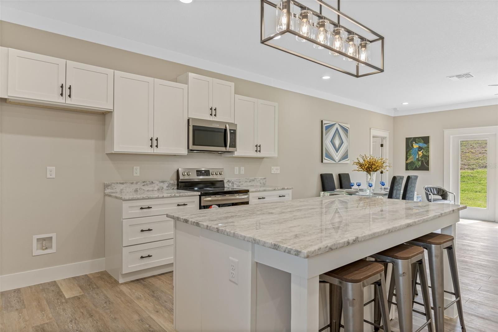 TWIN LAKES ESTATES - Residential