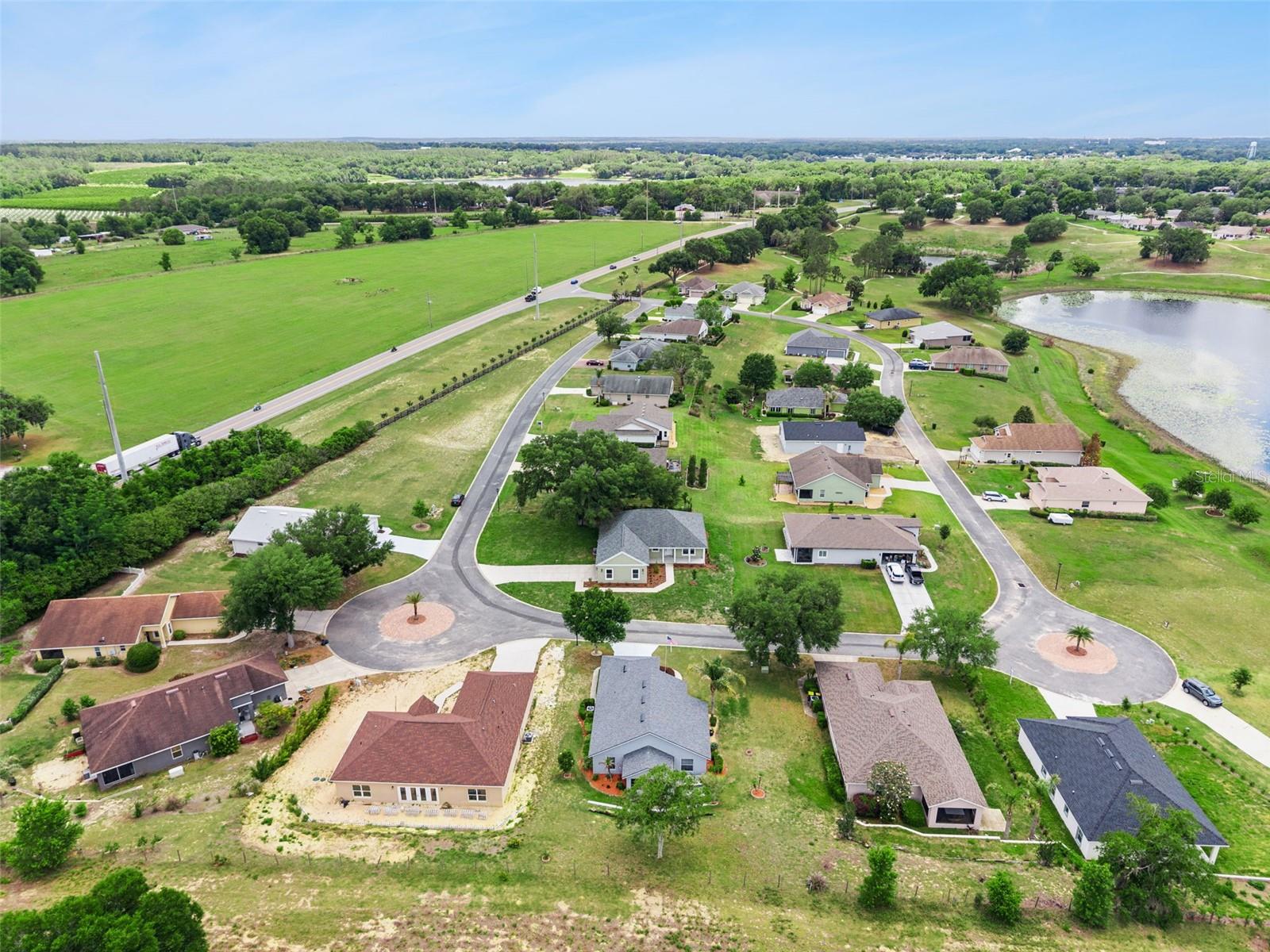 TWIN LAKES ESTATES - Residential