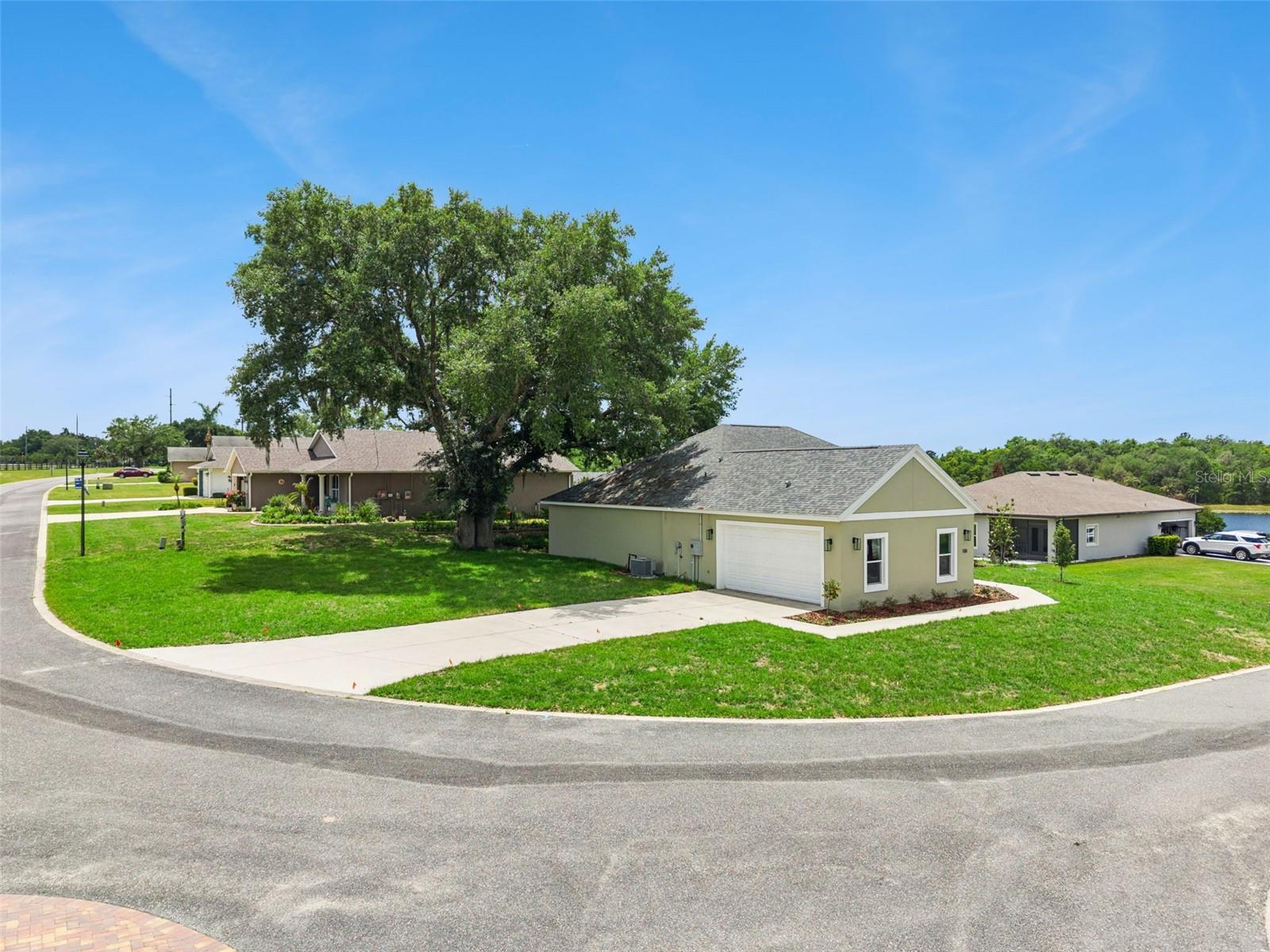 TWIN LAKES ESTATES - Residential