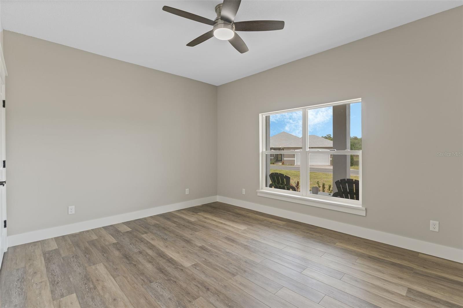 TWIN LAKES ESTATES - Residential