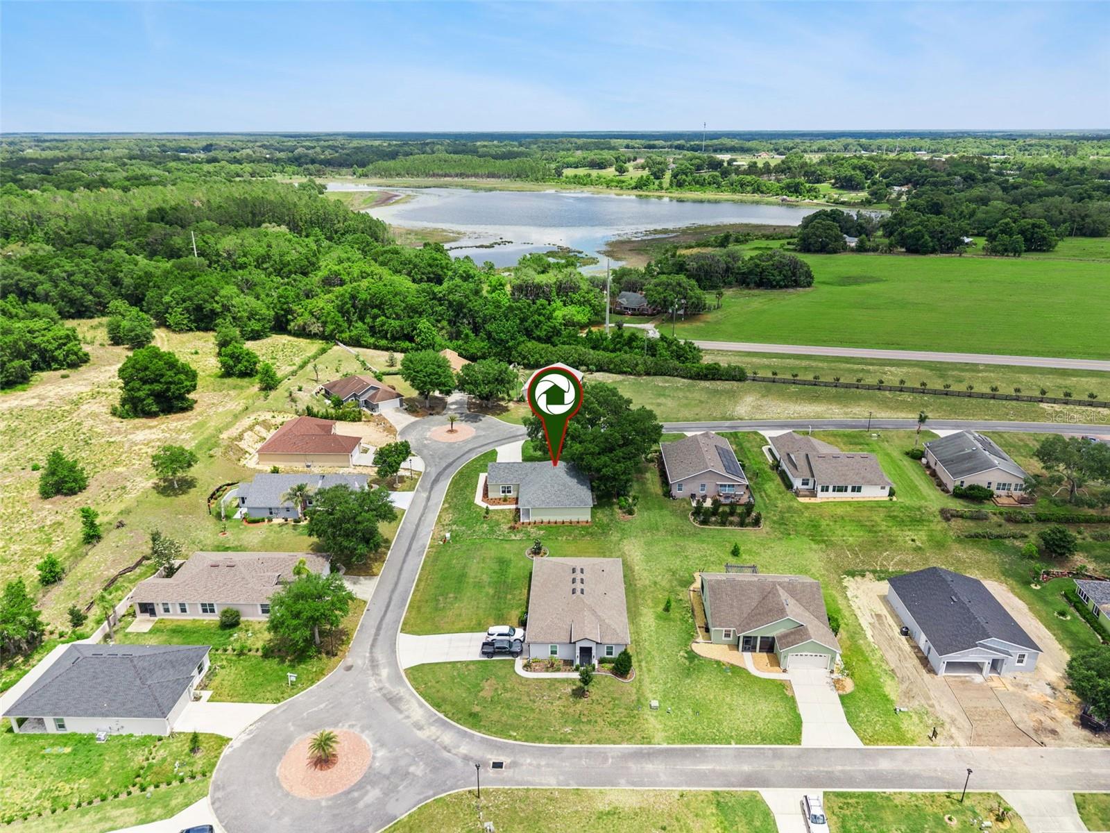 TWIN LAKES ESTATES - Residential