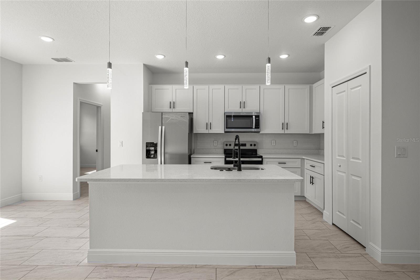 CITRUS SPGS UNIT 07 - Residential