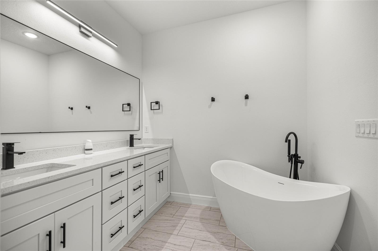 CITRUS SPGS UNIT 07 - Residential