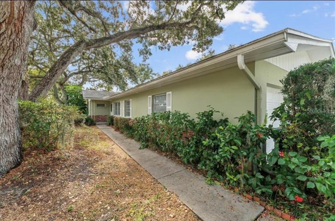 HIGHLAND ESTATES - Residential