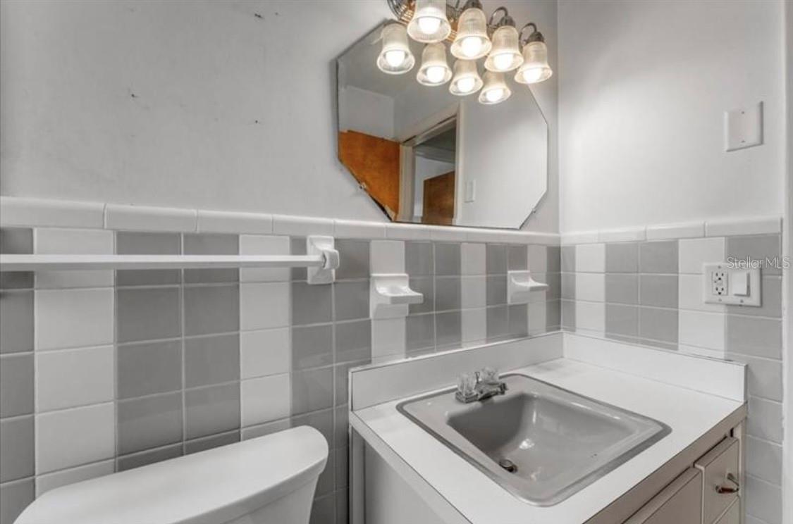 HIGHLAND ESTATES - Residential