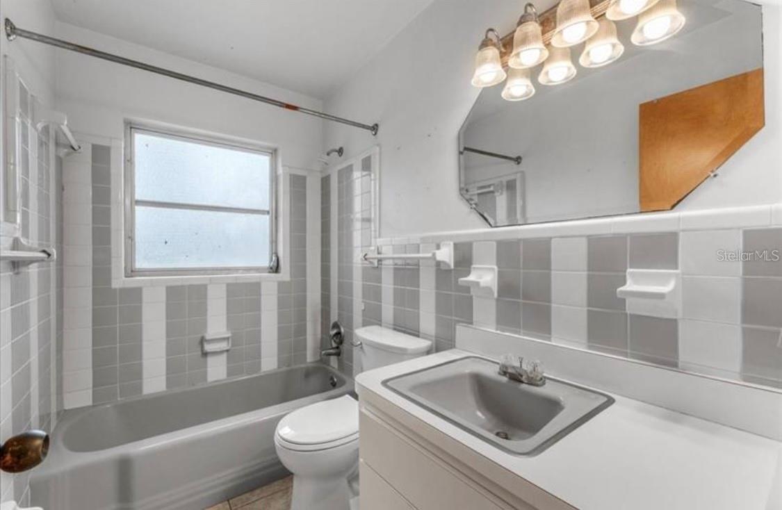 HIGHLAND ESTATES - Residential