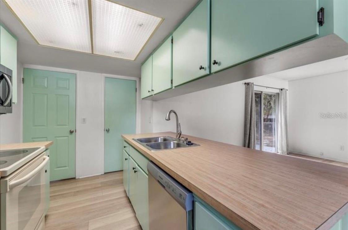 HIGHLAND ESTATES - Residential