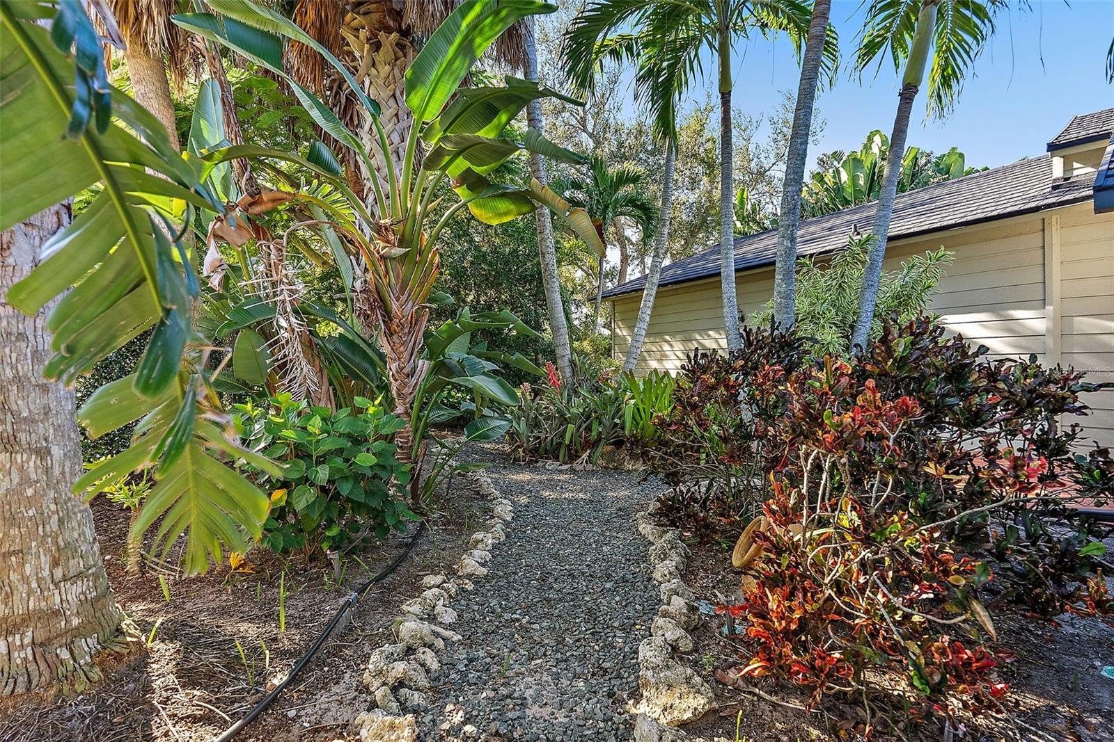 RIVERVIEW LANDINGS - Residential