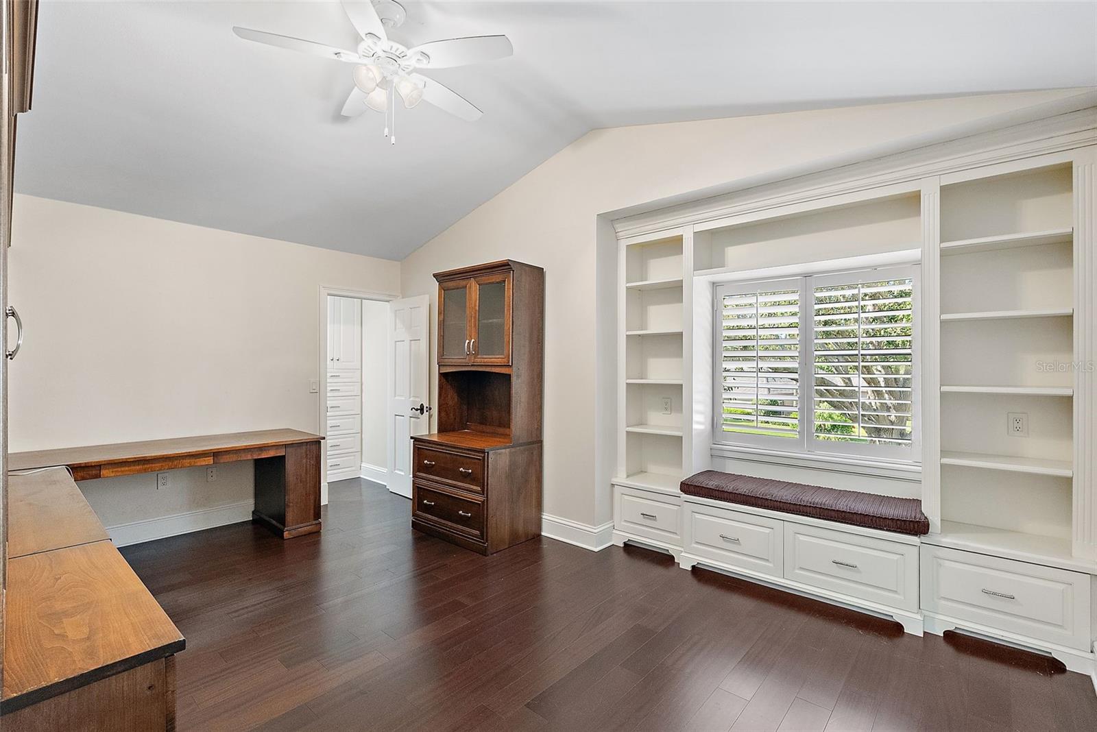 RIVERVIEW LANDINGS - Residential