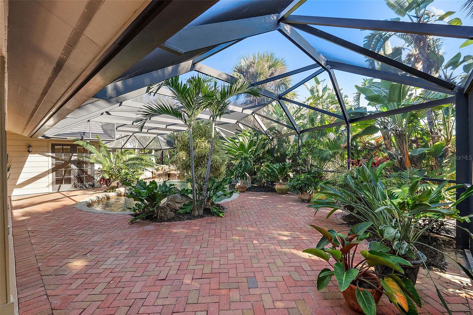 RIVERVIEW LANDINGS - Residential