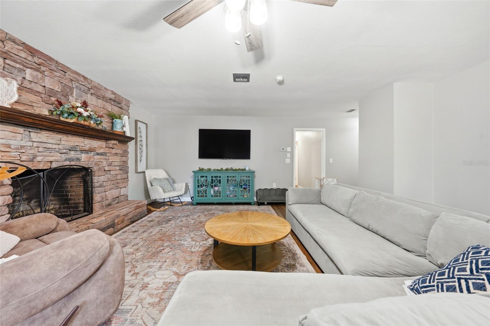 TAVARES MARTIN HOMESTEAD - Residential