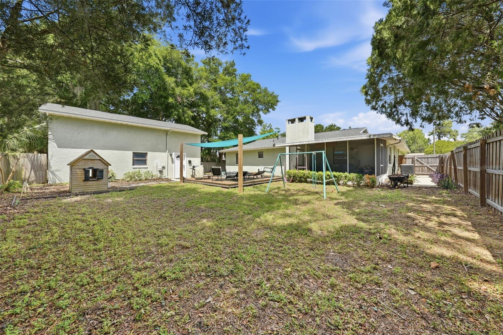 TAVARES MARTIN HOMESTEAD - Residential