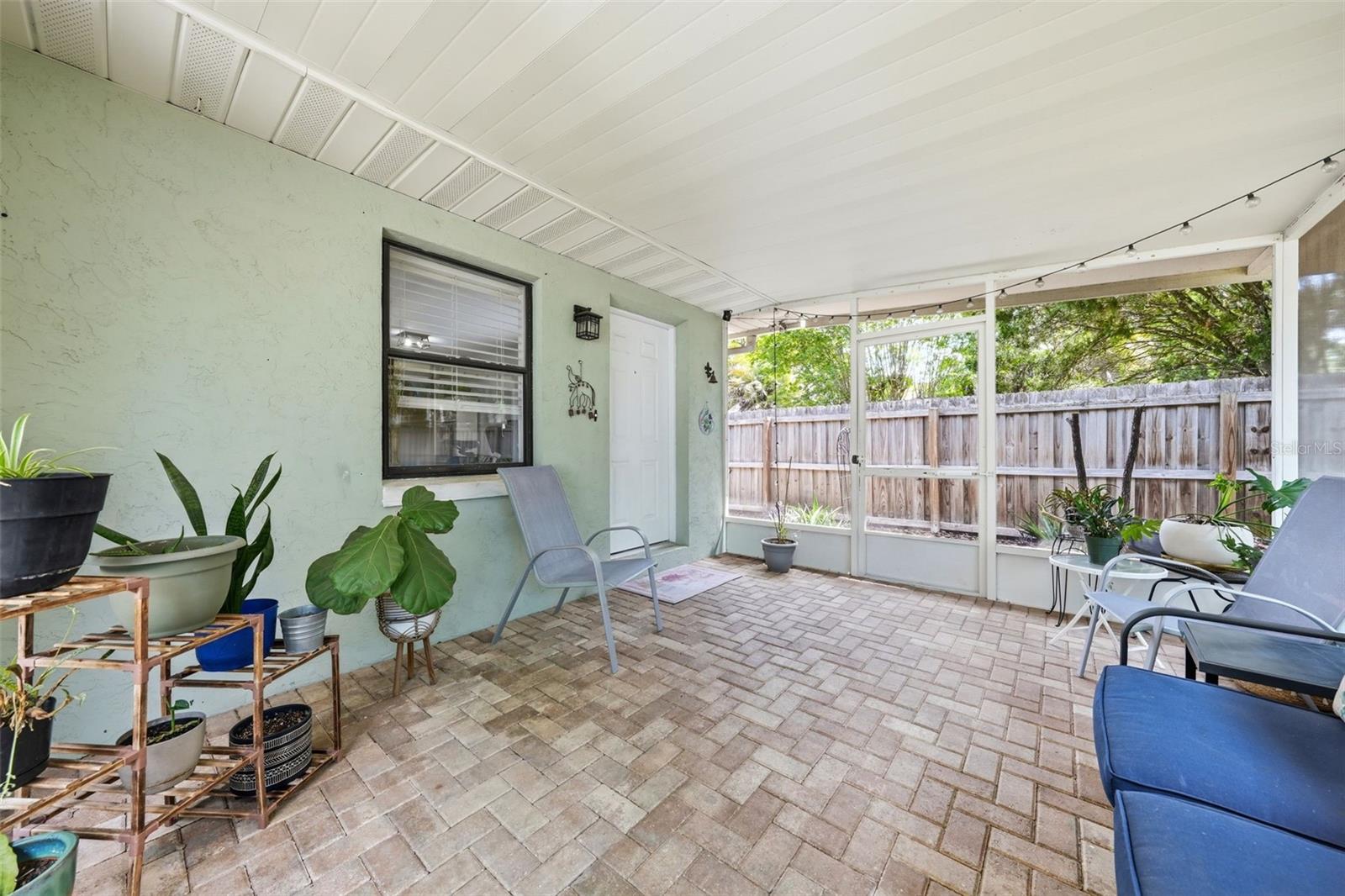 TAVARES MARTIN HOMESTEAD - Residential