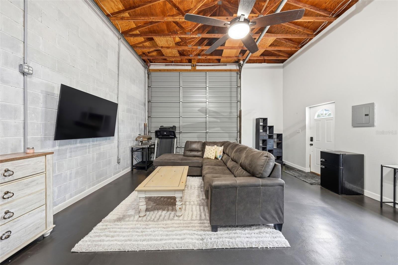 TAVARES MARTIN HOMESTEAD - Residential