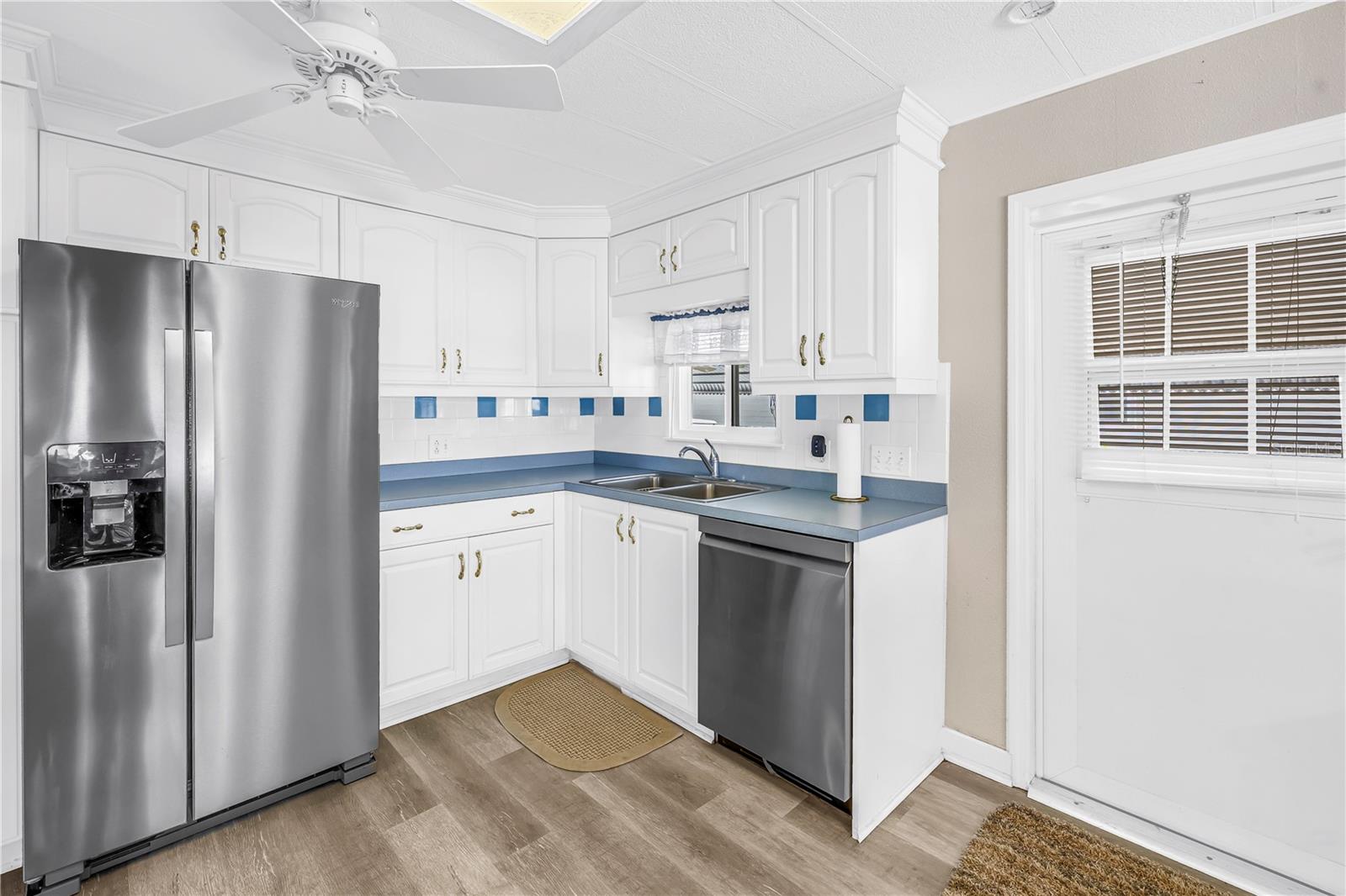 FAIRWAY VILLAGE MOBILE HOME PARK UNREC - Residential