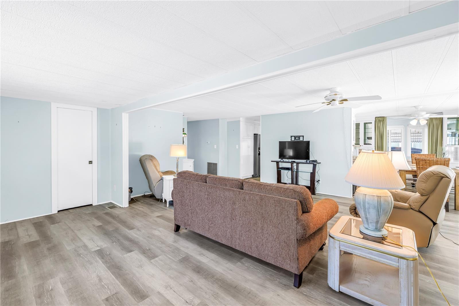 FAIRWAY VILLAGE MOBILE HOME PARK UNREC - Residential