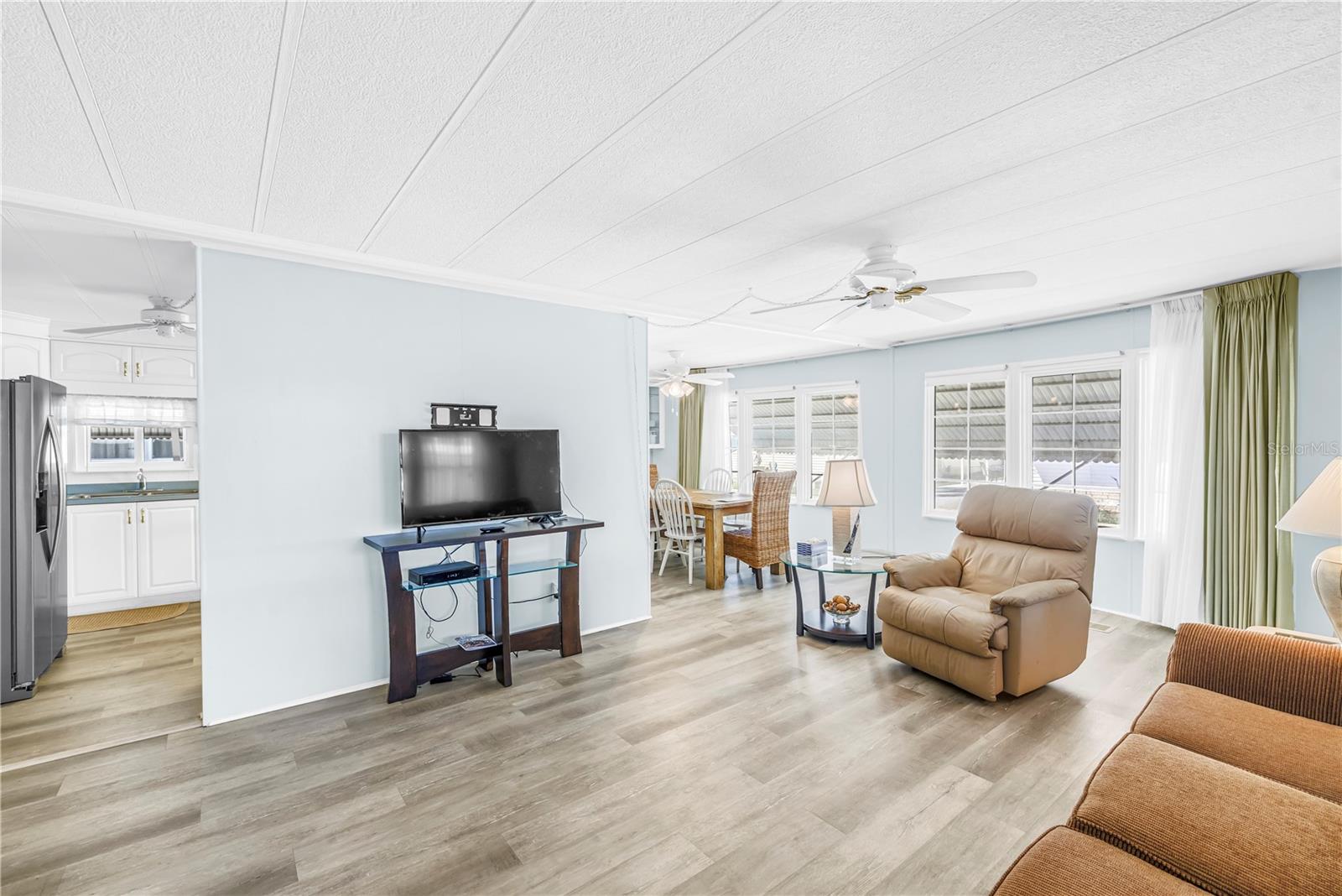 FAIRWAY VILLAGE MOBILE HOME PARK UNREC - Residential