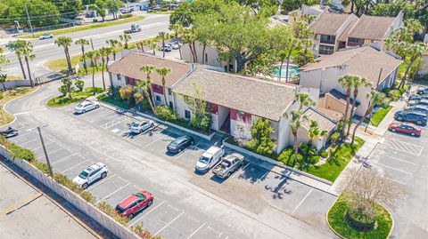 Photo of 8602 Champlain Ct #87, Tampa, FL 33614 (MLS # TB8437157)