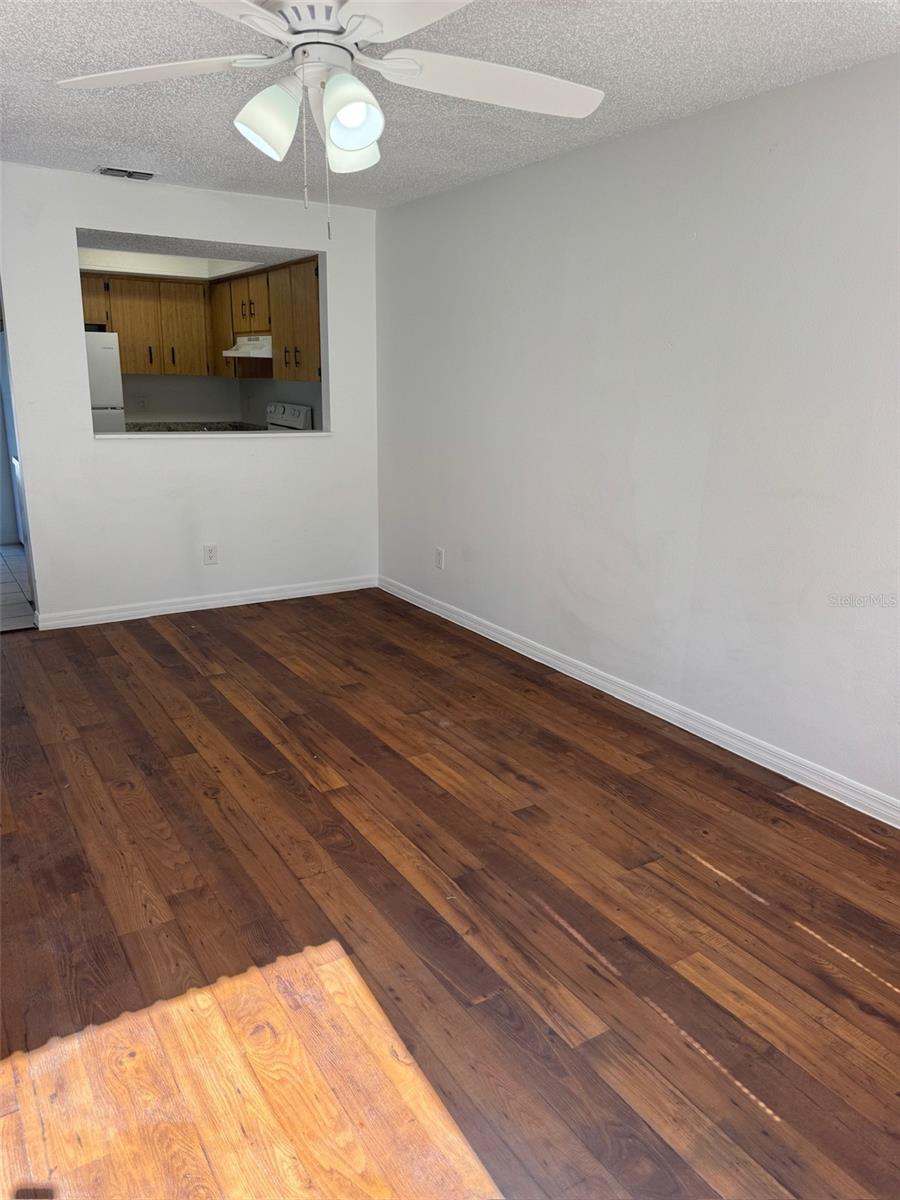 14TH STREET TOWNHOMES - Residential Lease