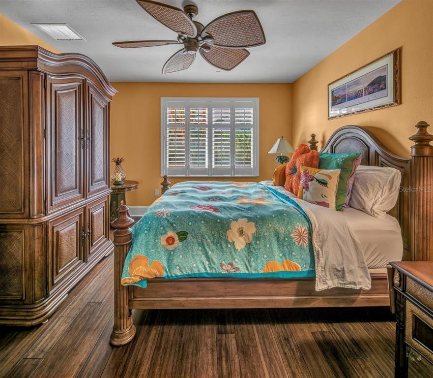 BELLE HARBOR CONDO - Residential