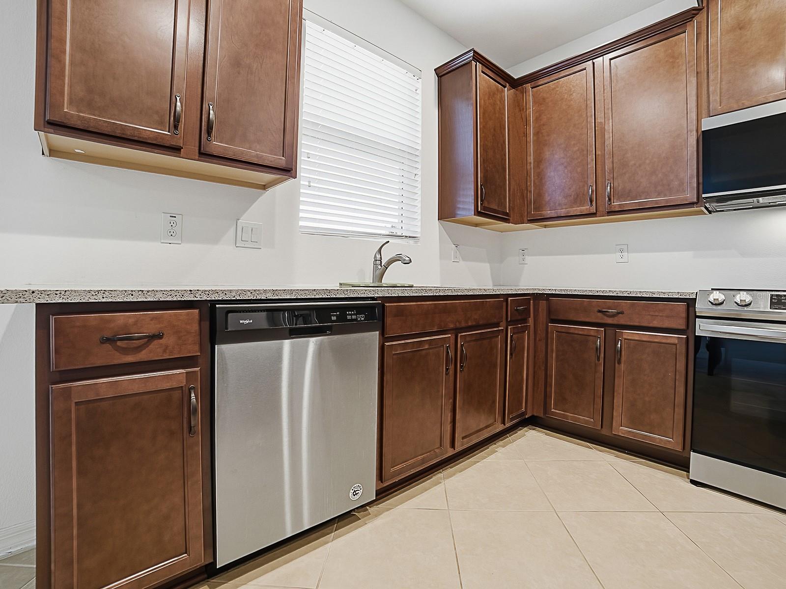 WATERSIDE POINTE PHASE 3 - Residential