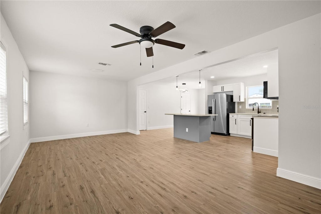 Photo of 6711 S Gabrielle Street, Tampa, FL 33611 (MLS # O6419789)