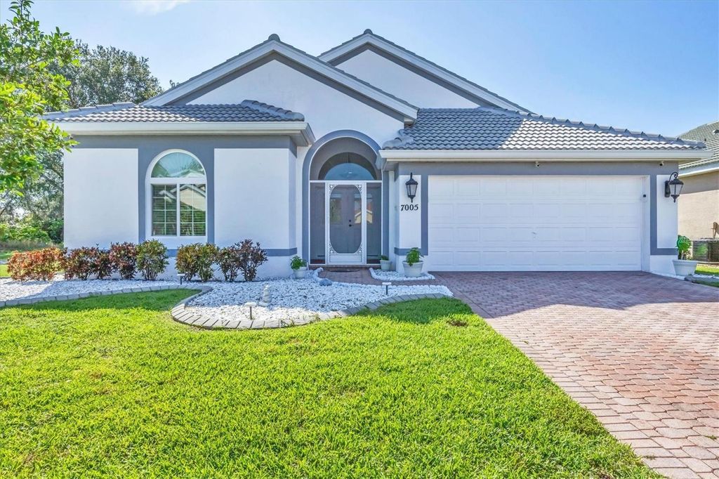 Photo of 7005 Goldrush Lane, Bradenton, FL 34201 (MLS # A4657416)