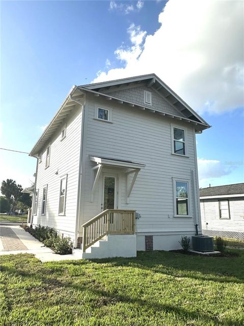 A home in TAMPA