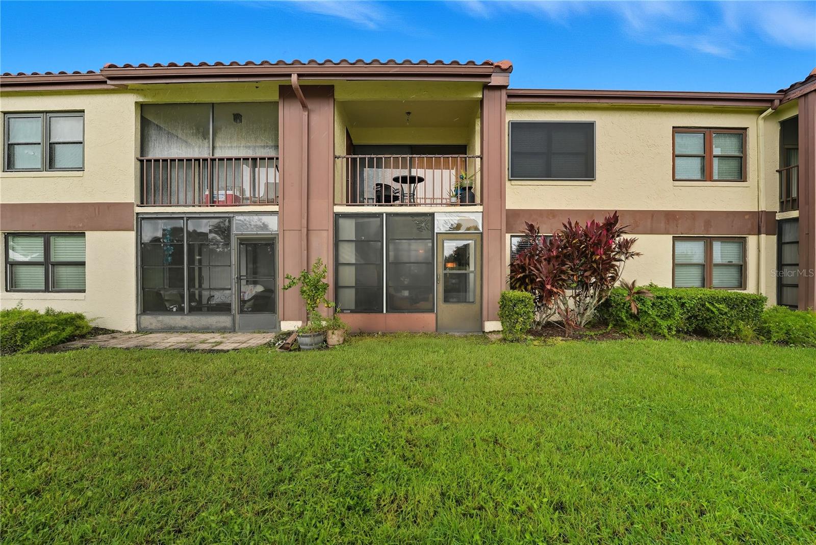WESTRIDGE CONDO PH 01 - Residential