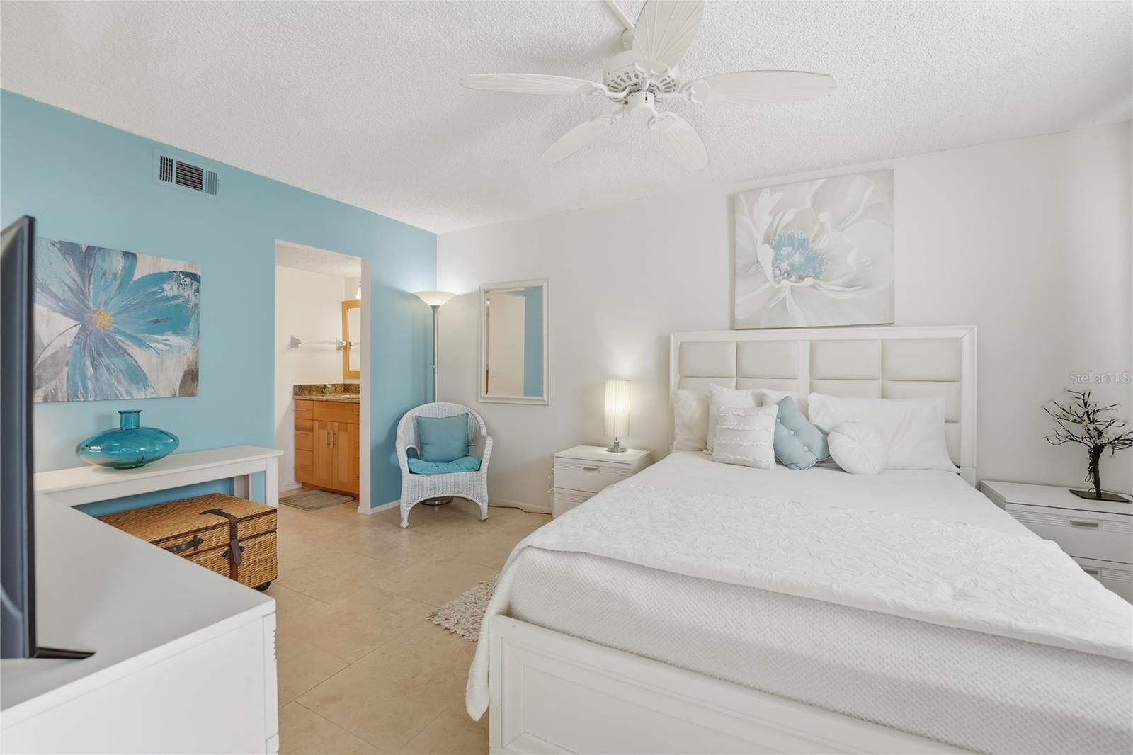 WESTRIDGE CONDO PH 01 - Residential