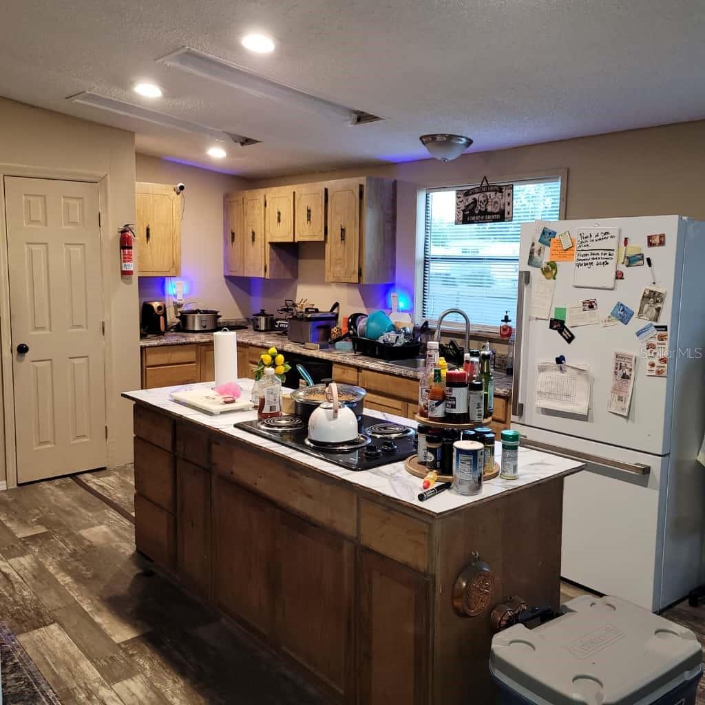 TANGERINE ESTATES - Residential