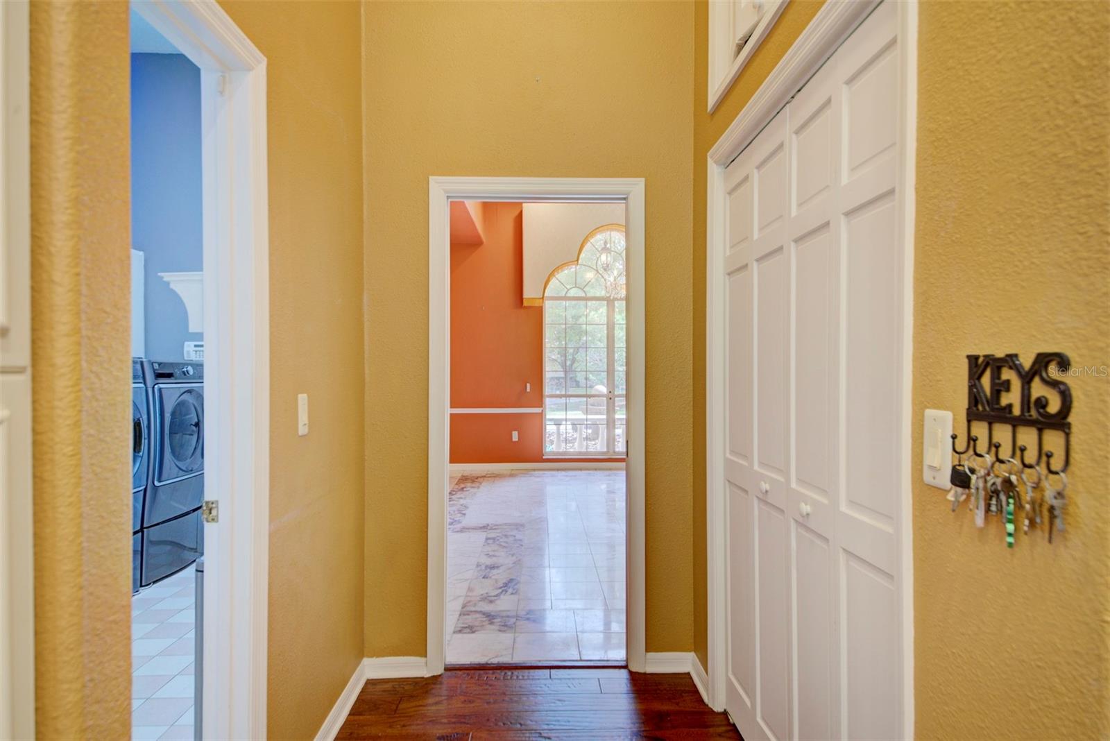 LAKE IN THE WOODS PH V - Residential