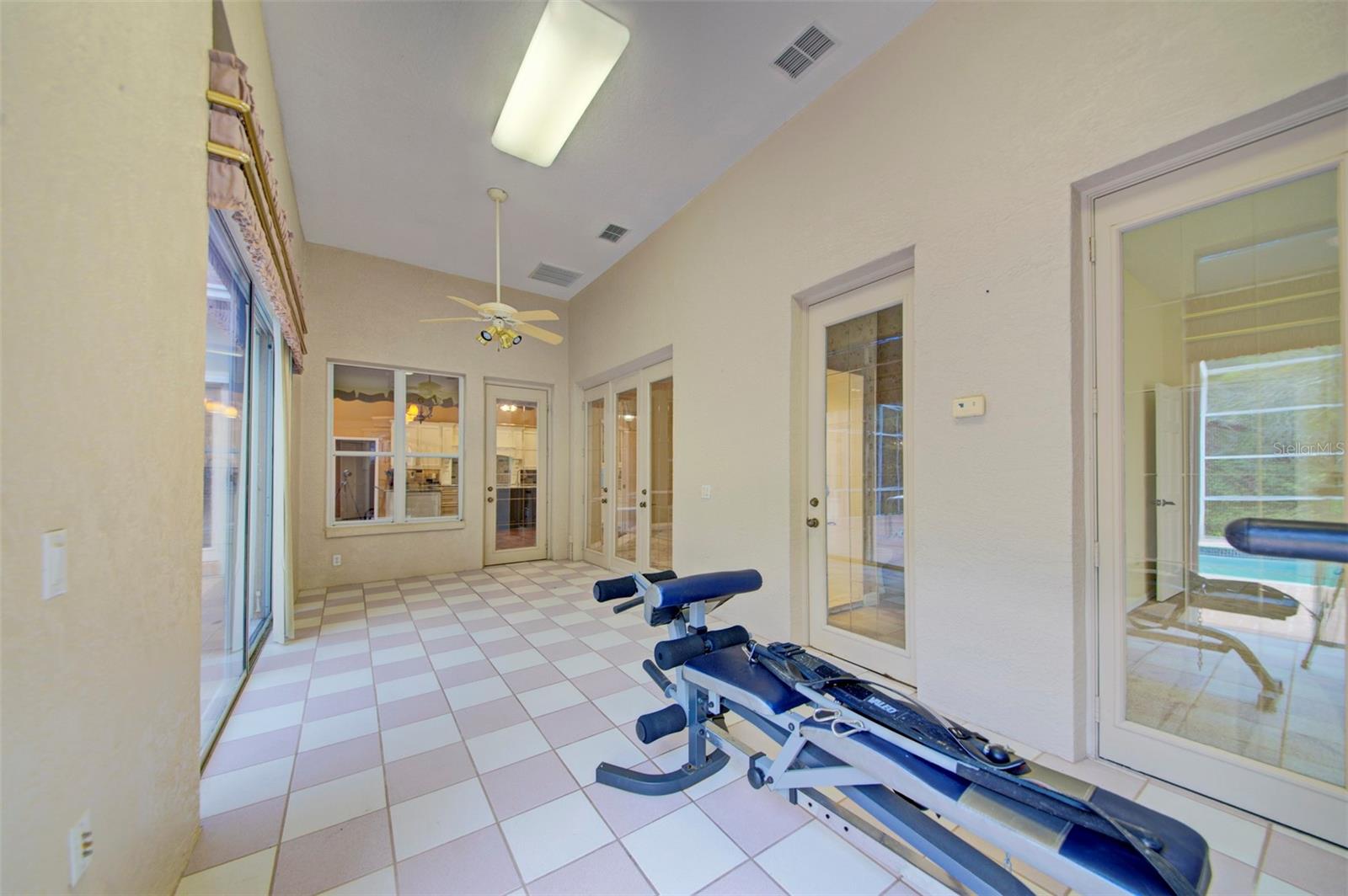 LAKE IN THE WOODS PH V - Residential