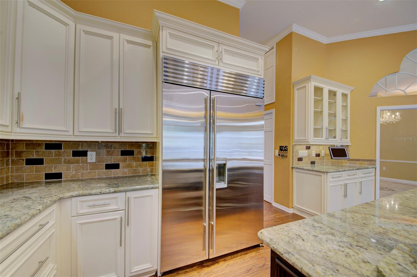 LAKE IN THE WOODS PH V - Residential