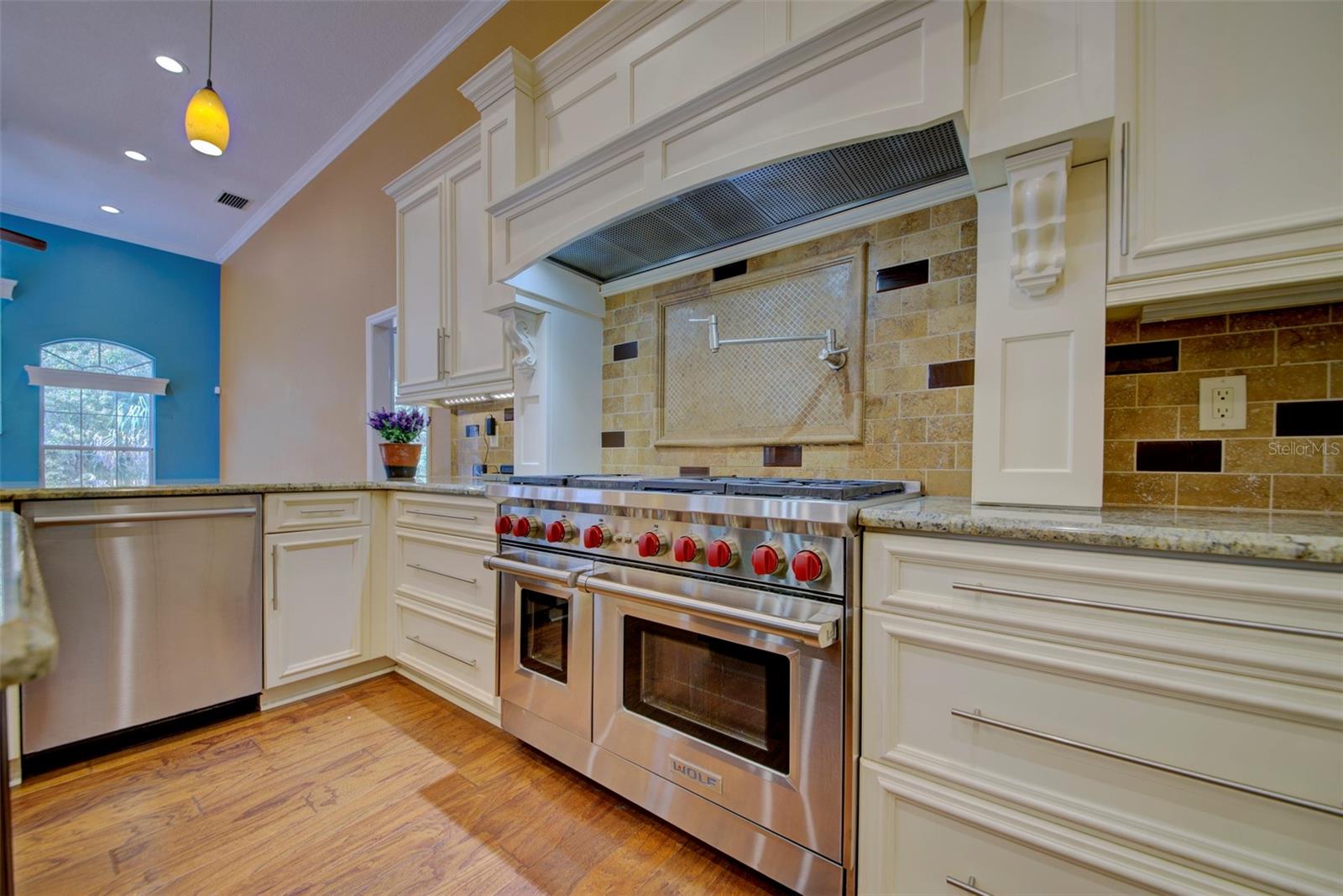 LAKE IN THE WOODS PH V - Residential